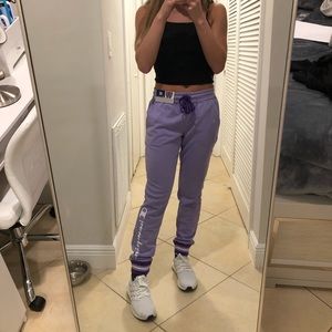 Champion sweatpants I’m a size small. Brand new with some tags.
